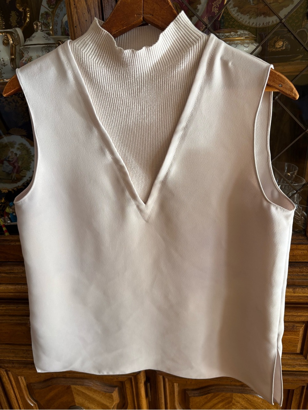 Theory Cream V-Neck Layered Sleeveless Tank